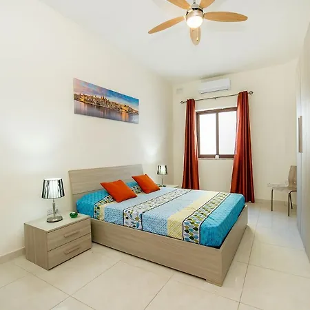 Fine Living Sea Crest *