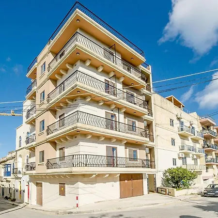 Апартаменты Fine Living Sea Crest *