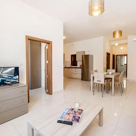 Fine Living Sea Crest Apartment *