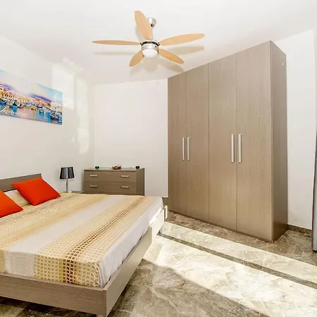 Fine Living Sea Crest * St. Paul's Bay