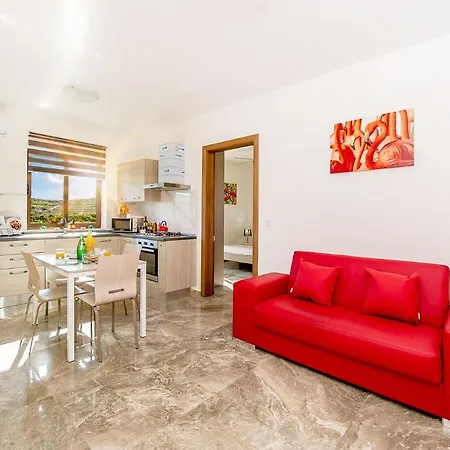 Fine Living Sea Crest * St. Paul's Bay