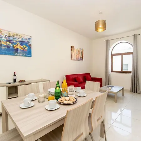 Apartment Fine Living Sea Crest